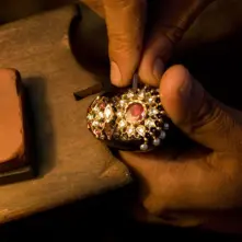 Best Old Gold Buyers With Fair Value After Stone Removal Efficient stone removal from gold ensures accurate weight and purity for precise valuation.